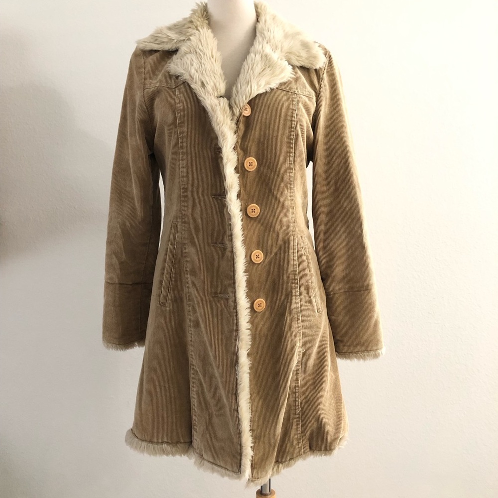 Vintage Y2K Steve Madden Corduroy Faux Fur Lined Jacket / Coat